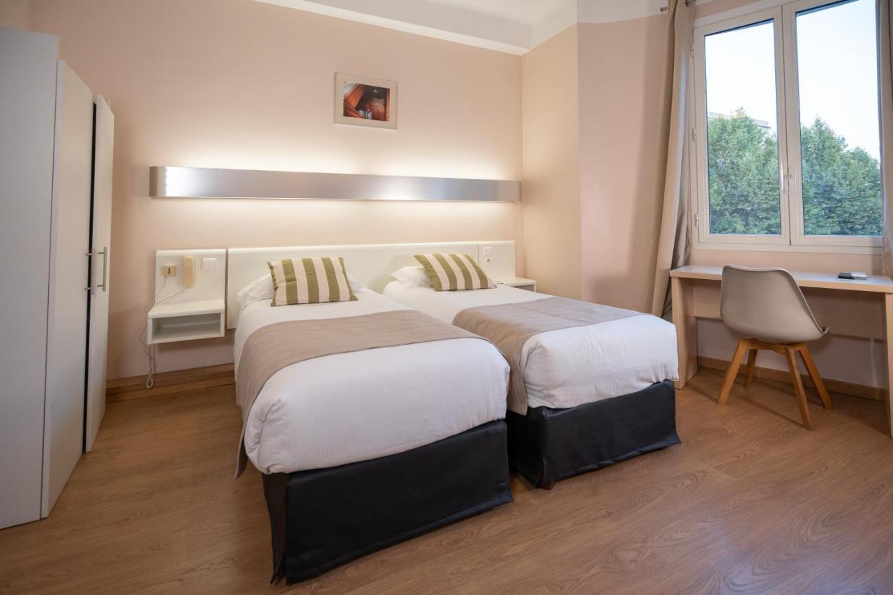 Hotel Mondial Περπινιάν Εξωτερικό φωτογραφία